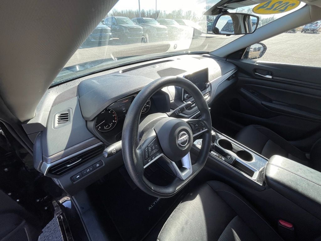 2024 Nissan Altima 2.5 SV ONE OWNER