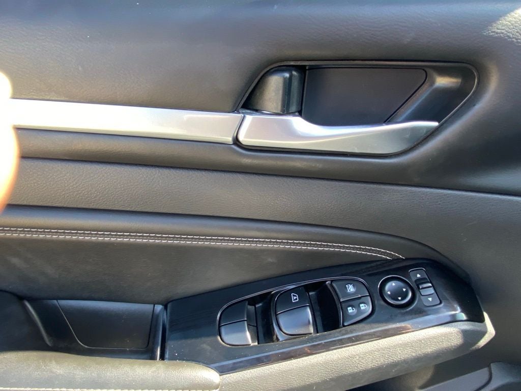 2023 Nissan Altima 2.5 SL CLEAN CARFAX / HEATED SEATS