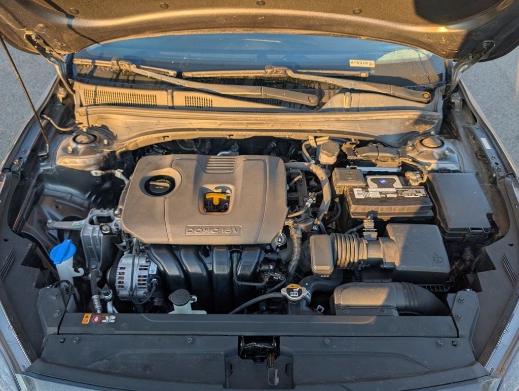 2023 Kia Forte LXS CPO / ONE OWNER