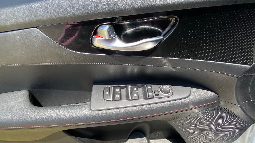 2024 Kia Forte GT ONE OWNER / NAV