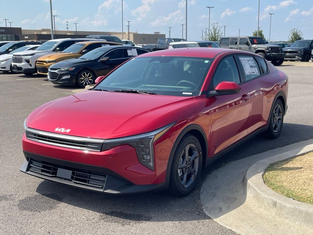2026 Kia K4 LXS