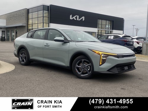 2025 Kia K4 LXS