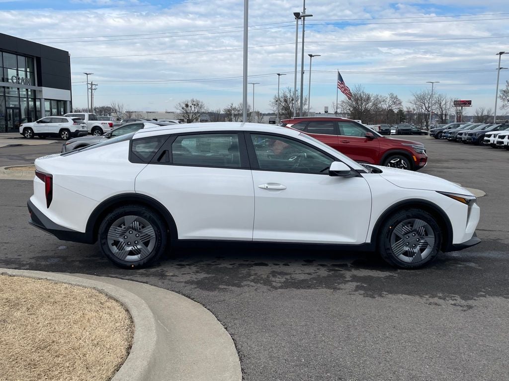 2026 Kia K4 LX