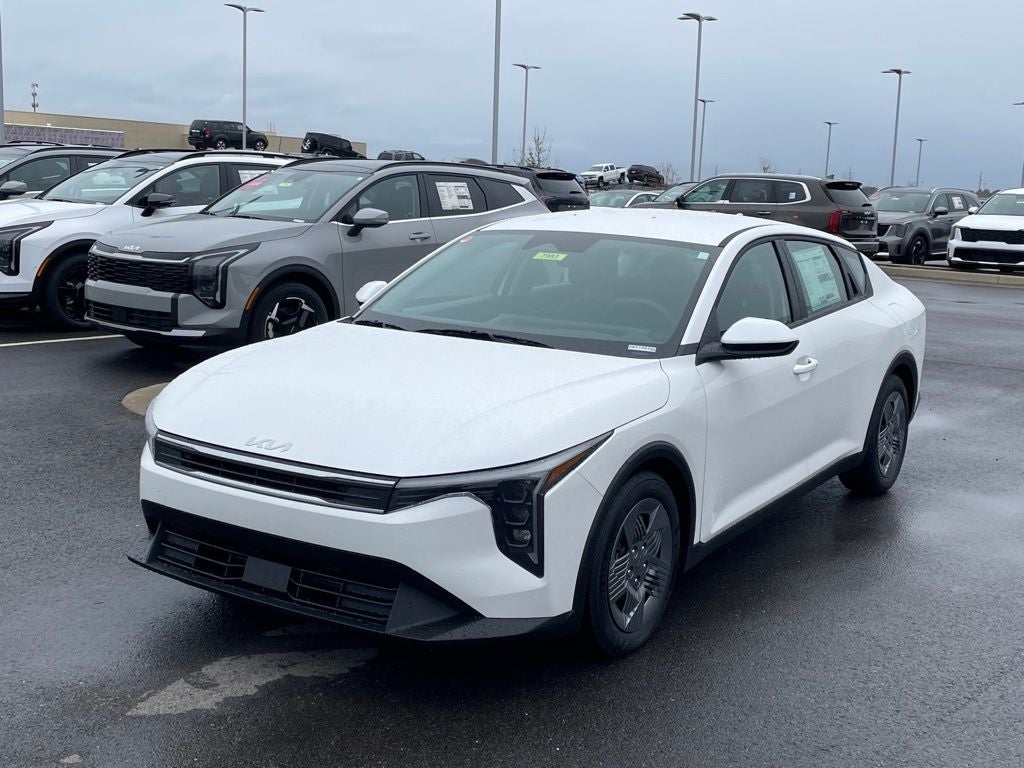 2025 Kia K4 LX
