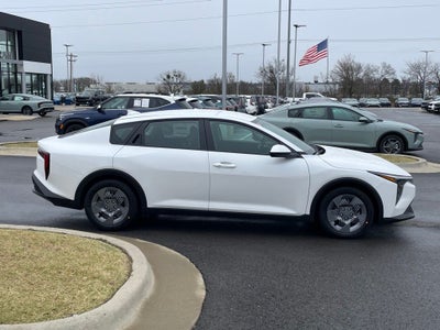 2025 Kia K4 LX