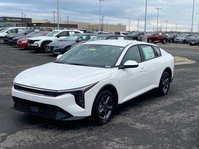 2026 Kia K4 LXS