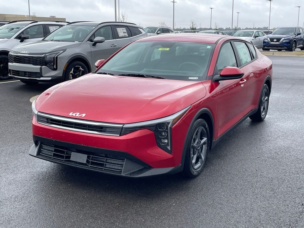2025 Kia K4 LXS