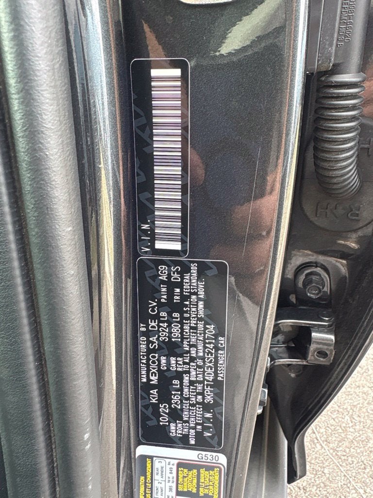2025 Kia K4 LX ONE OWNER / CLEAN CARFAX
