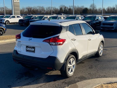 2020 Nissan Kicks S CLEAN CARFAX / LOW PAYMENTS