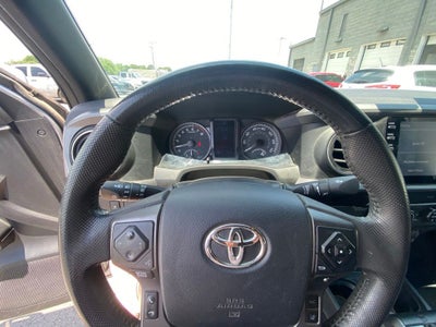 2020 Toyota Tacoma CLEAN CARFAX V6