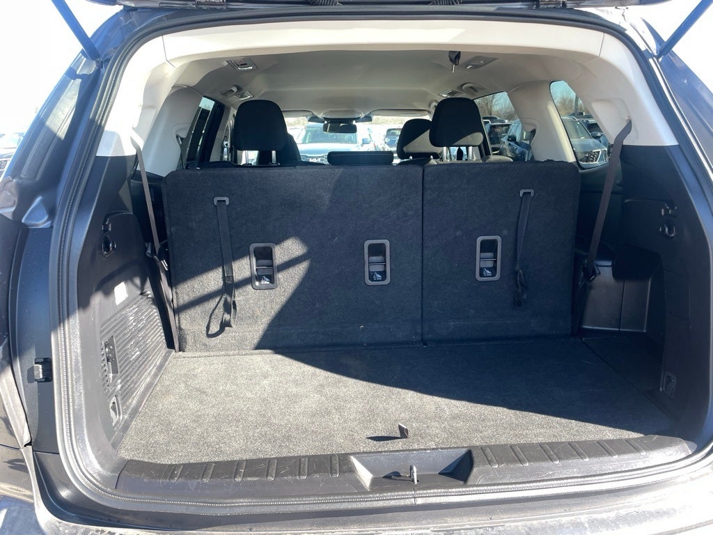 2023 Subaru Ascent Premium AWD / HEATED SEATS