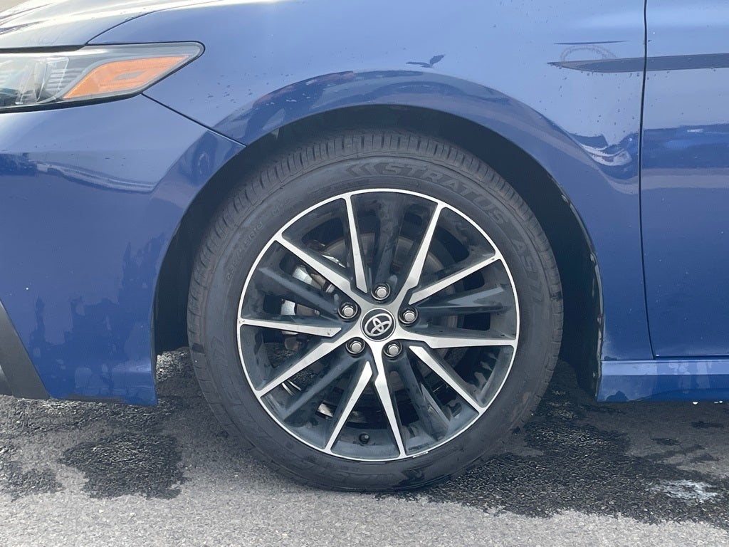 2024 Toyota Camry SE ONE OWNER