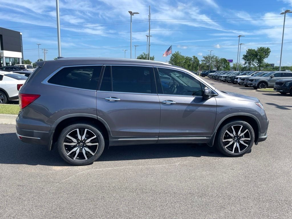 2021 Honda Pilot Touring 7 Passenger / 3RD ROW