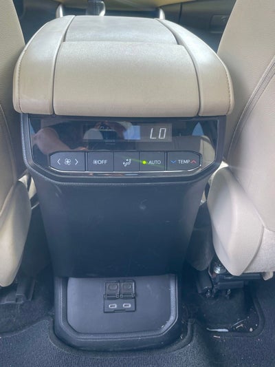 2023 Toyota Highlander Hybrid XLE HEATED SEATS / ONE OWNER / CLEAN CARFAX