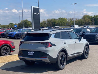 2027 Kia Sportage EX