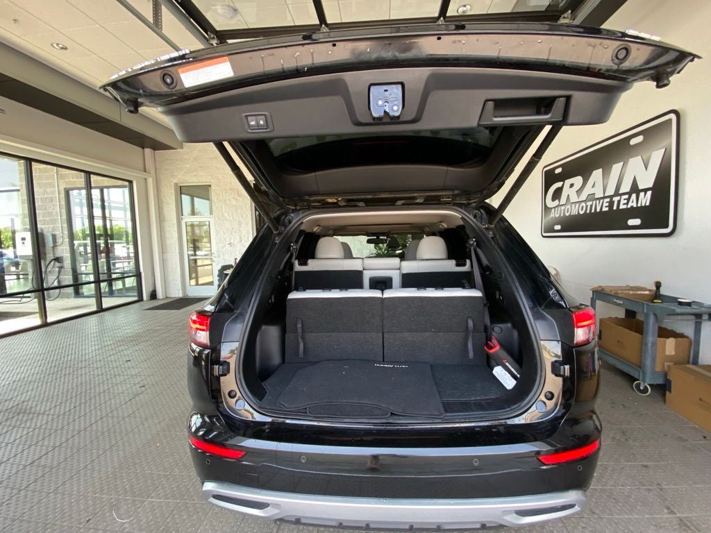 2024 Mitsubishi Outlander SEL HEATED SEATS / POWER LIFT GATE