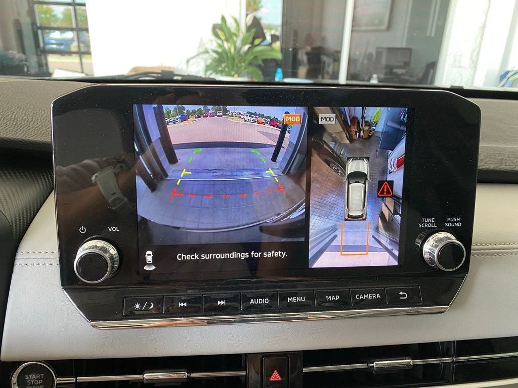 2024 Mitsubishi Outlander SEL HEATED SEATS / POWER LIFT GATE