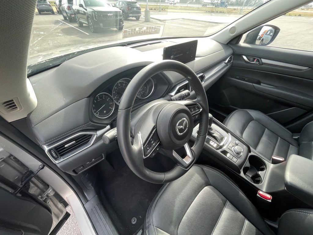 2025 Mazda Mazda CX-5 2.5 S Preferred Package MOONROOF / AWD / HEATED SEATS
