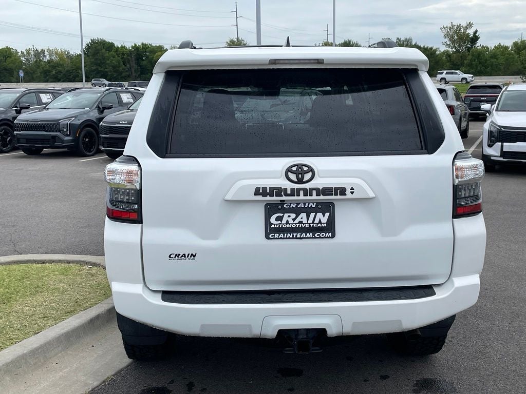 2022 Toyota 4Runner SR5 4X4 / KEYLESS ENTRY