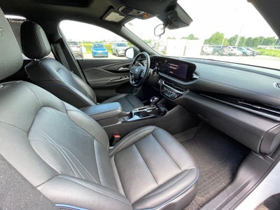 2024 Buick Envista Sport Touring ONE OWNER / MOONROOF / HEATED SEATS