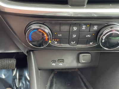 2024 Buick Encore GX Preferred HEATED SEATS / ONE OWNER