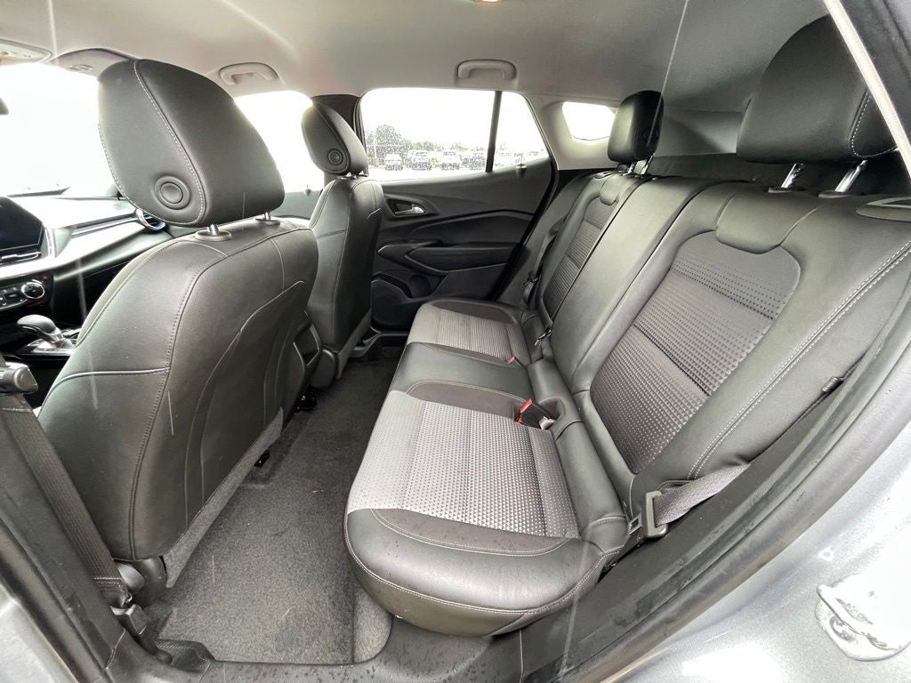 2025 Chevrolet Trax LT ONE OWNER / HEATED SEATS