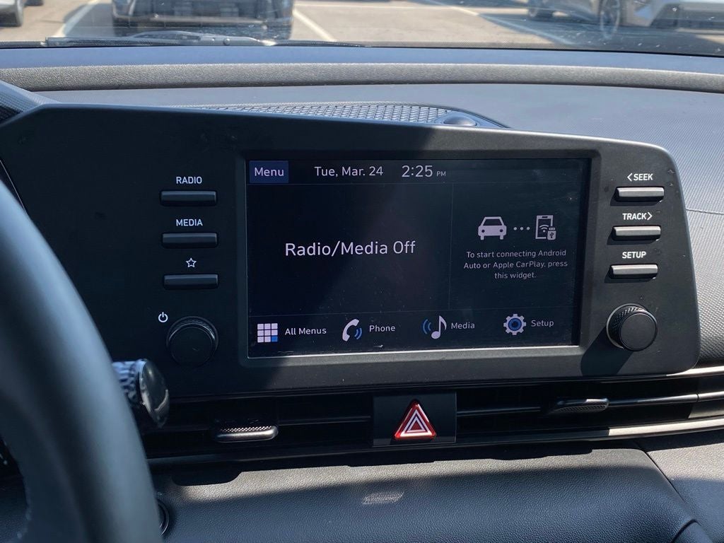 2025 Hyundai Elantra SEL Sport CLEAN CARFAX / ONE OWNER