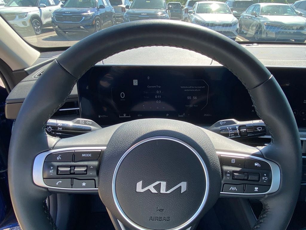 2025 Kia K5 EX