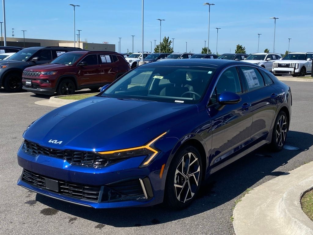 2025 Kia K5 EX