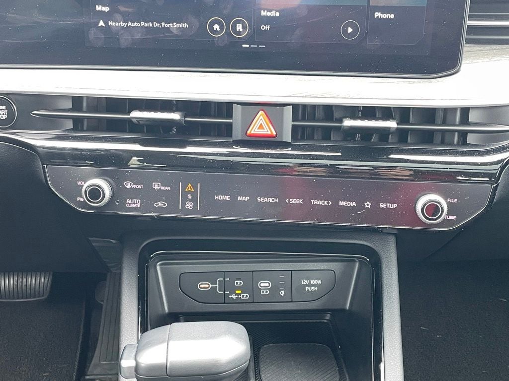 2025 Kia K5 EX
