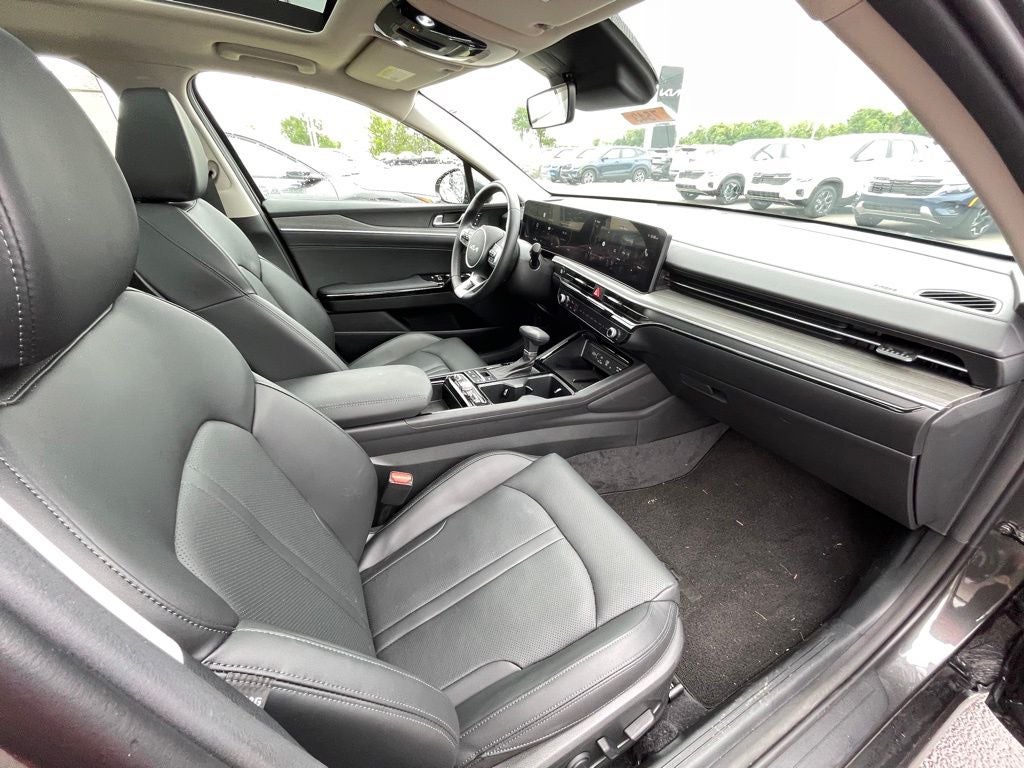 2025 Kia K5 EX