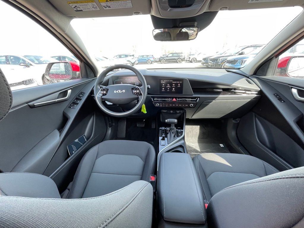 2026 Kia Niro LX