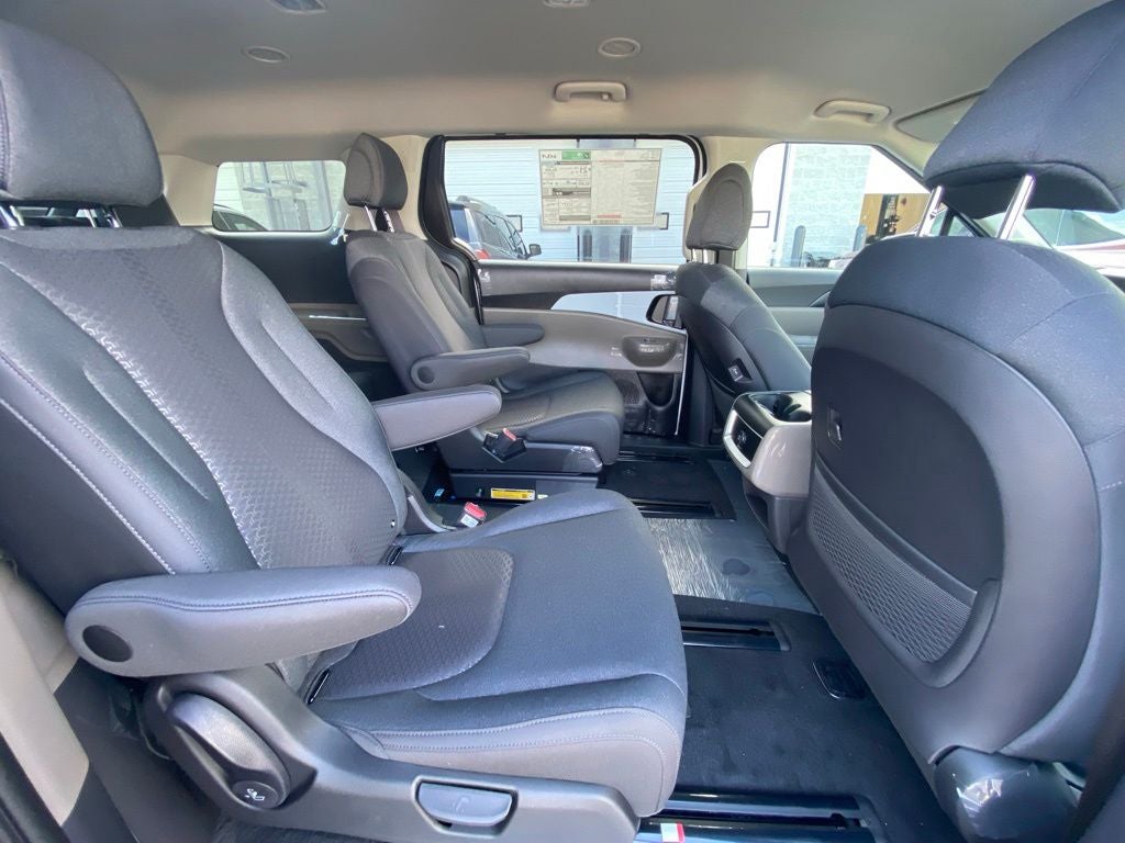 2026 Kia Carnival LX
