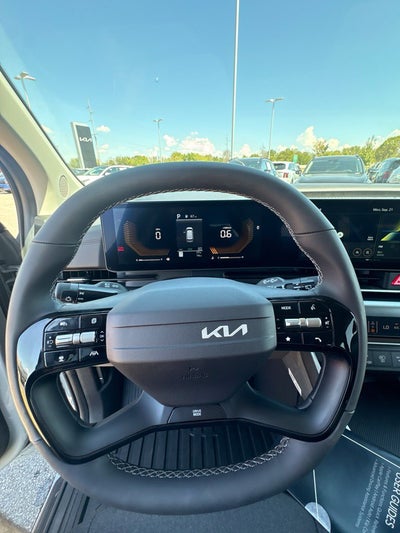 2027 Kia Carnival LX