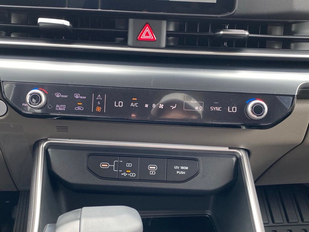 2026 Kia Carnival LXS