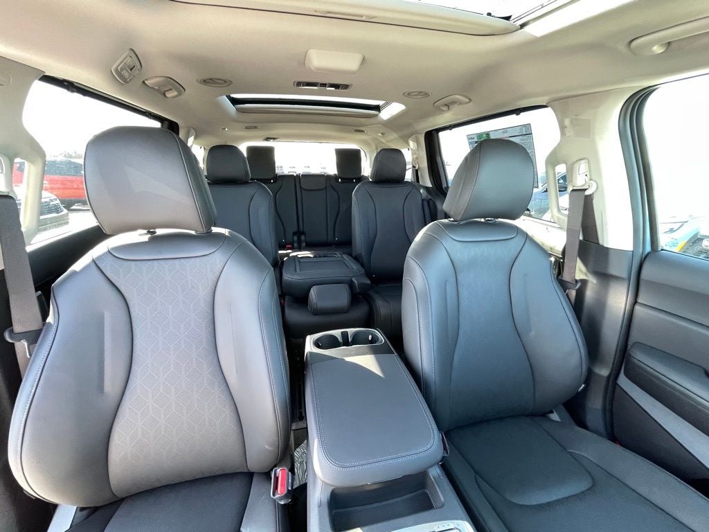 2026 Kia Carnival SX