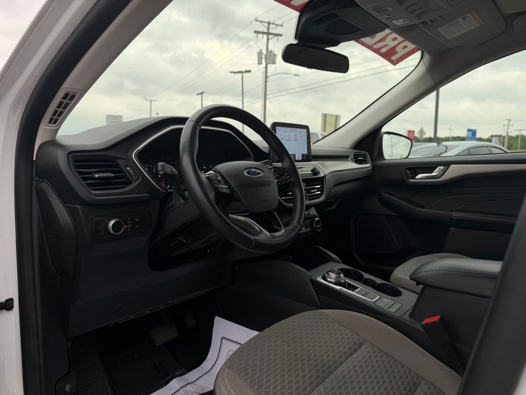 2021 Ford Escape SE