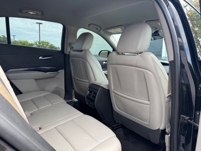2022 Cadillac XT4 Luxury