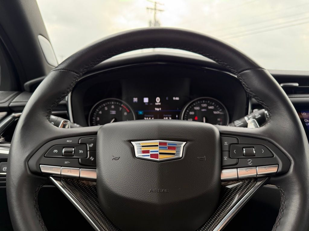 2025 Cadillac XT6 Sport