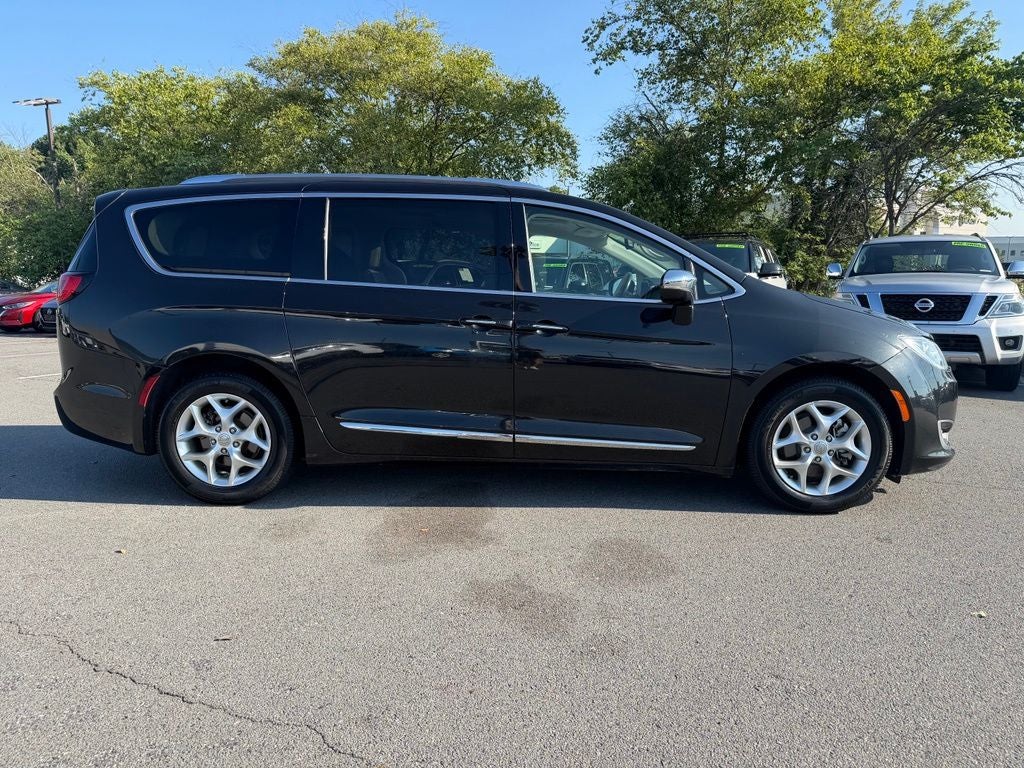 2020 Chrysler Pacifica Limited