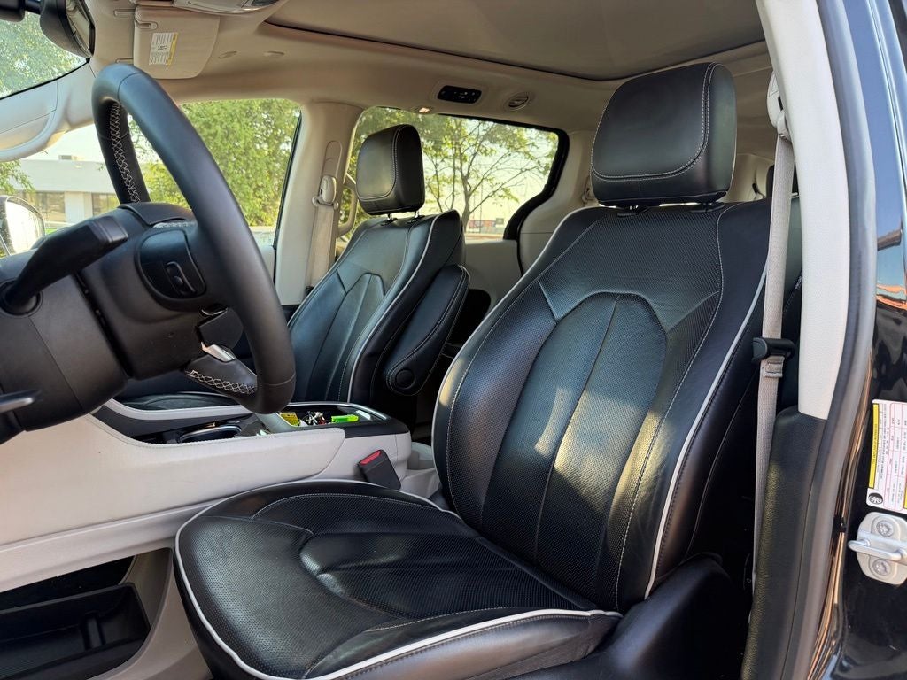 2023 Chrysler Pacifica Hybrid Limited