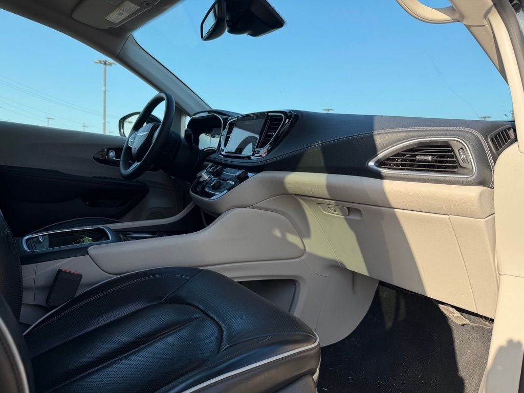 2023 Chrysler Pacifica Hybrid Limited