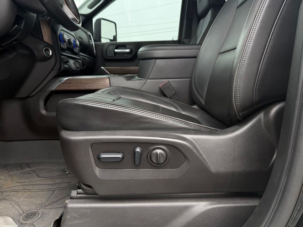 2023 Chevrolet Silverado 3500HD High Country