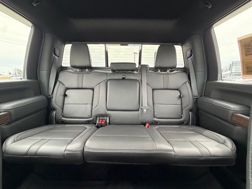 2023 Chevrolet Silverado 3500HD High Country