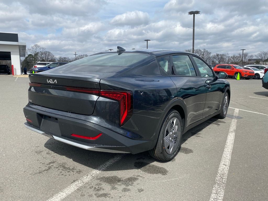 2026 Kia K4 LX