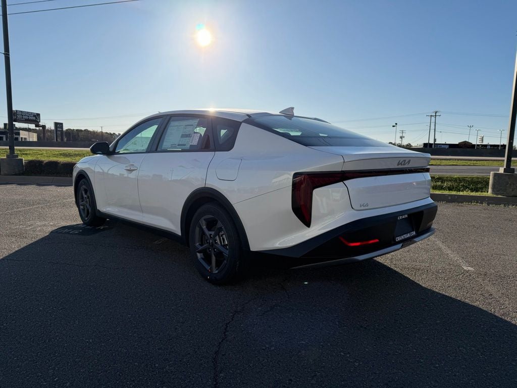 2026 Kia K4 LXS
