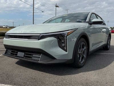 2026 Kia K4 LXS