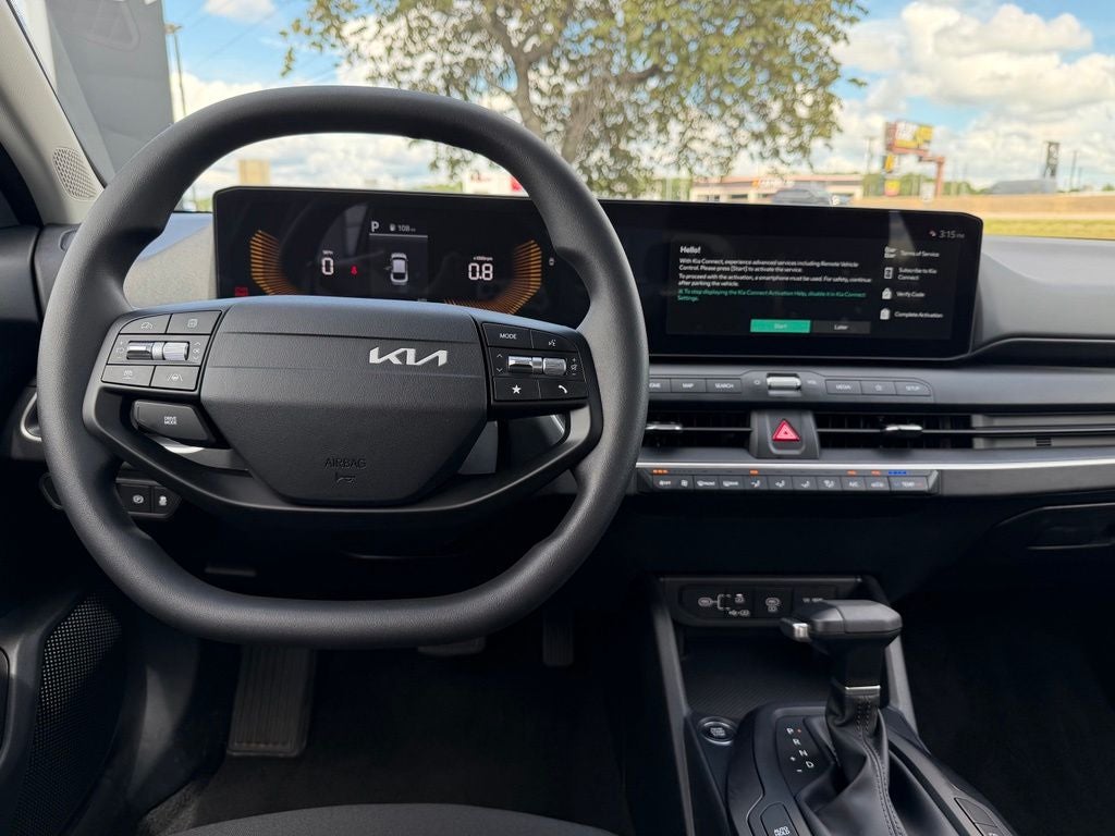 2026 Kia K4 LXS
