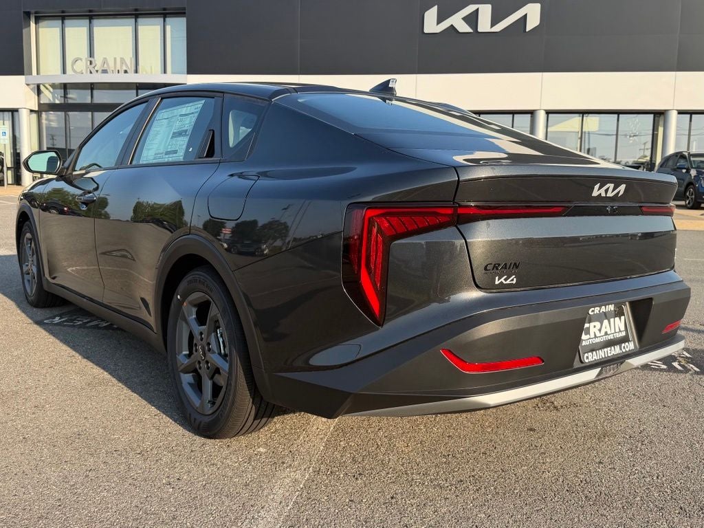 2026 Kia K4 LXS