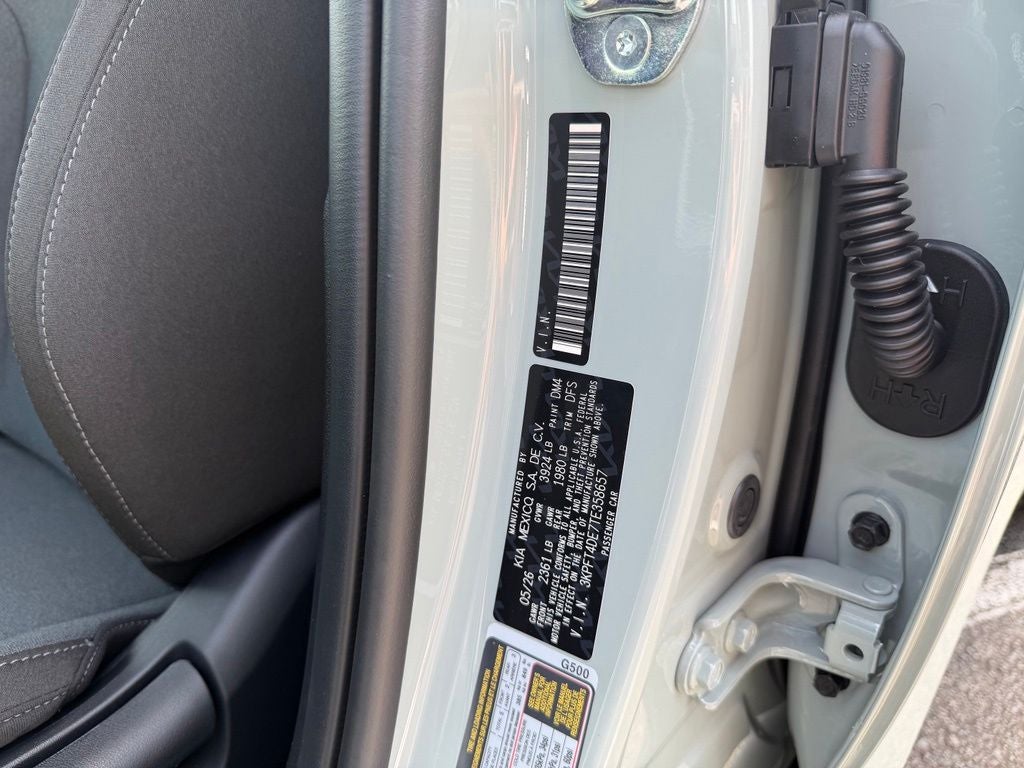 2026 Kia K4 LXS